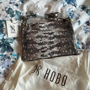 HOBO Every Brown and Cream Lizard PrintTextured Crossbody Bag NWT